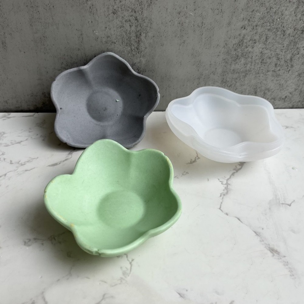Resin Art Liquid - Petal Plate Dish Jewelry Plate DIY