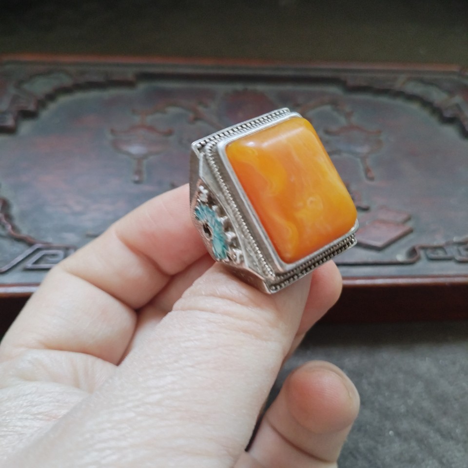 Vintage Tibetan Beeswax Resin  - Resin Art Ring avaliação e preço